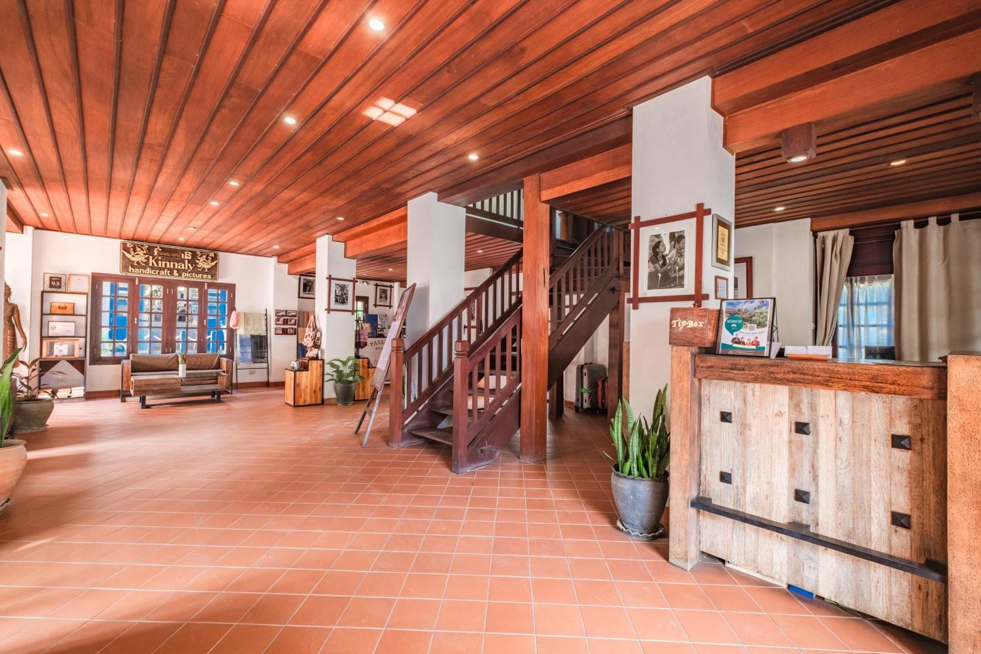 Sanctuary Hotel Luang Prabang Exterior foto